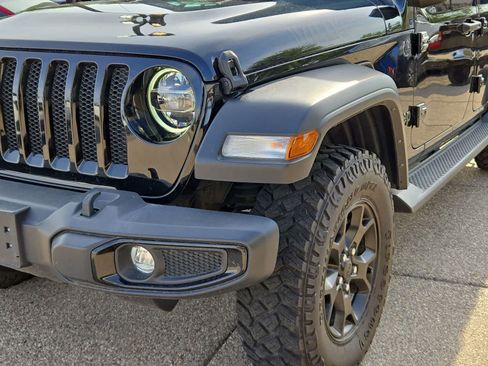 Used 2021 Jeep Wrangler Unlimited Sport AWD/4WD image 11