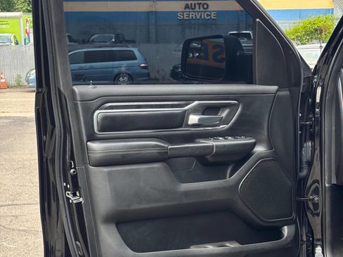 Used 2019 RAM 1500 Big Horn AWD/4WD image 9