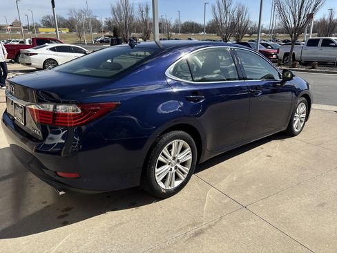 Used 2013 Lexus ES 350 w/ Premium Pkg image 10