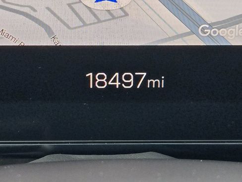 Used 2025 GMC Yukon Denali image 7