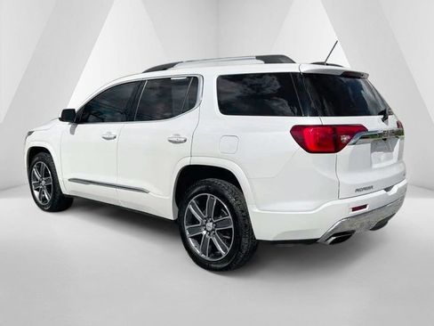 Used 2017 GMC Acadia Denali w/ Technology Package AWD/4WD image 5