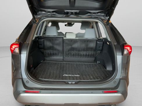 Certified 2022 Toyota RAV4 Limited AWD/4WD image 28