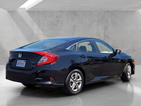 Used 2018 Honda Civic LX image 5