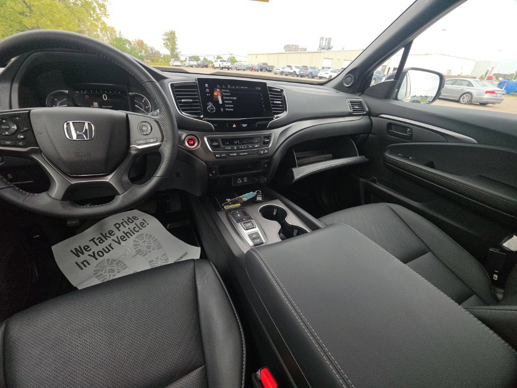 Certified 2024 Honda Passport EX-L image 29