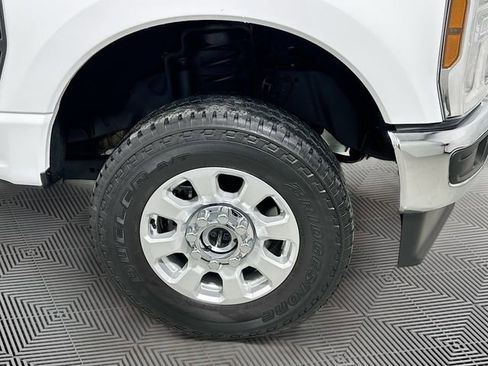 Certified 2024 Ford F250 XLT w/ FX4 Off-Road Package image 21