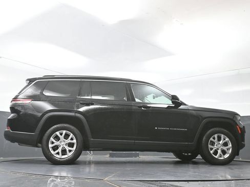 Used 2023 Jeep Grand Cherokee L Limited AWD/4WD image 52