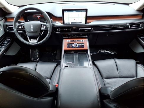 Used 2024 Lincoln Aviator Reserve w/ Equipment Group 201A AWD/4WD image 12