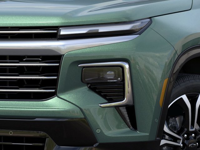 New 2027 Chevrolet Traverse High Country w/ LPO, Assistance Package FWD image 11