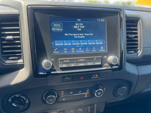 Used 2024 Nissan Frontier S w/ Technology Package AWD/4WD image 15