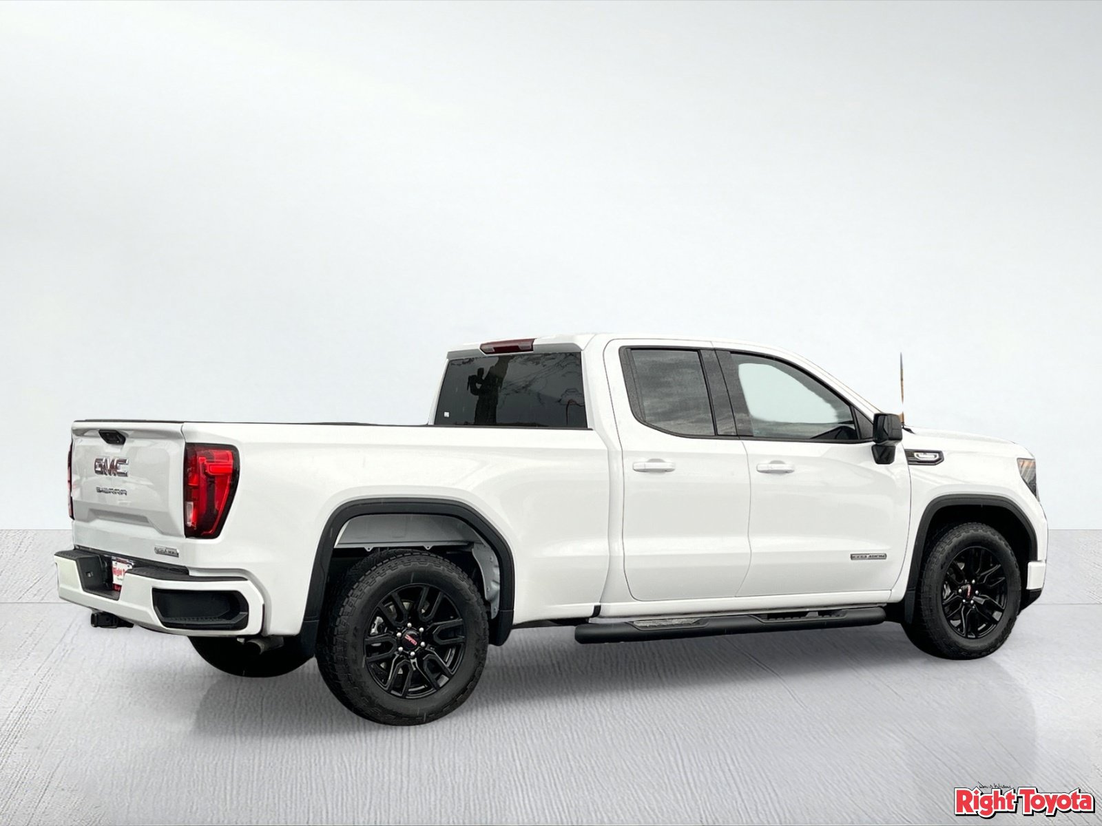 Used 2026 GMC Sierra 1500 Elevation w/ Elevation Select Package RWD image 5