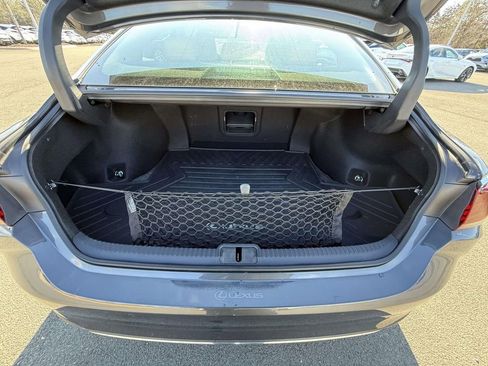 Used 2025 Lexus ES 300h w/ Premium Package image 28