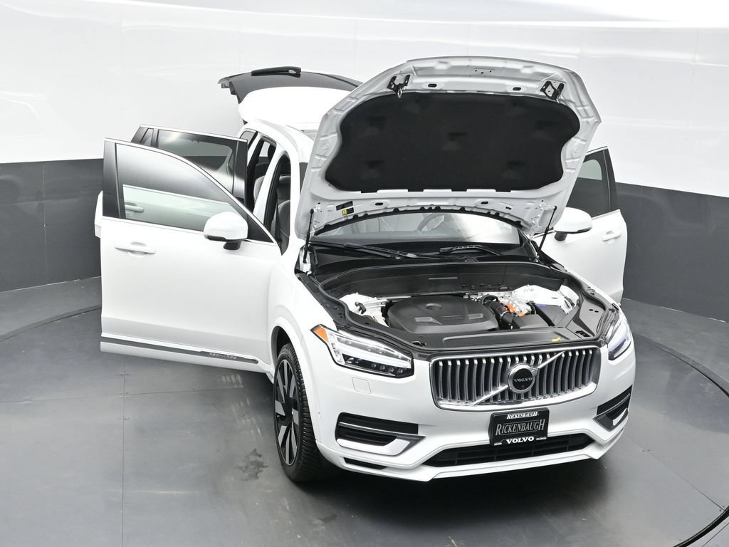 Used 2023 Volvo XC90 T8 Ultimate AWD/4WD image 36