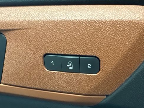 Used 2015 Chevrolet Traverse LTZ w/ LPO, 'HIT The Road' Package AWD/4WD image 37
