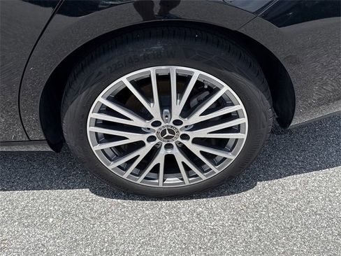 New 2025 Mercedes-Benz CLA 250 image 30