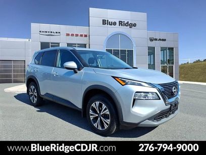 Used 2023 Nissan Rogue SV