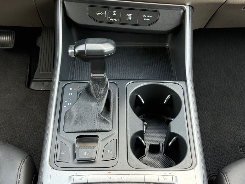 Used 2025 Kia Carnival FWD image 27