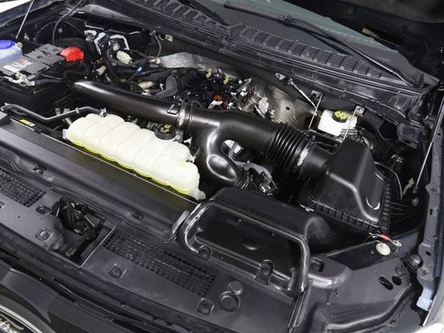 Used 2024 Ford Expedition Limited image 21