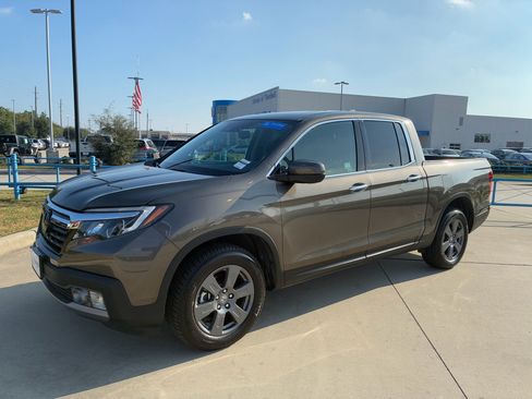 Certified 2020 Honda Ridgeline RTL-E image 3