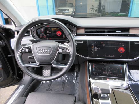 Used 2022 Audi A8 L 3.0T image 41