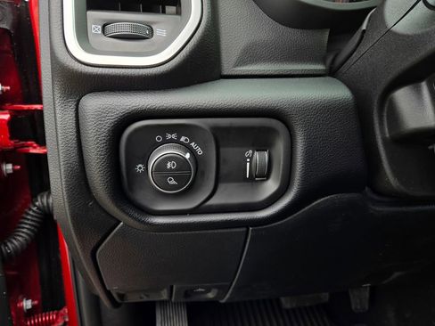 New 2026 RAM 2500 Big Horn AWD/4WD image 12
