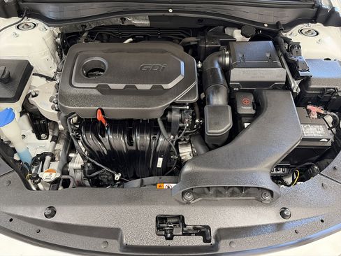 Used 2018 Kia Optima EX FWD image 12