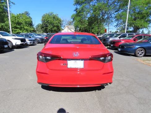 Used 2024 Honda Civic Sport image 5