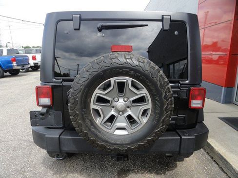 Used 2017 Jeep Wrangler Unlimited Rubicon w/ Dual Top Group AWD/4WD image 4