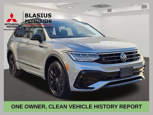 Used 2022 Volkswagen Tiguan SE R-Line image 1