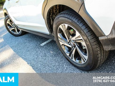 Used 2025 Subaru Crosstrek 2.5i Premium AWD/4WD image 12