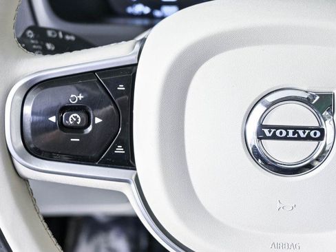 Certified 2022 Volvo XC90 T6 Inscription AWD/4WD image 12