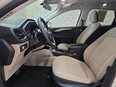 Used 2021 Ford Escape SE w/ Convenience Package image 21