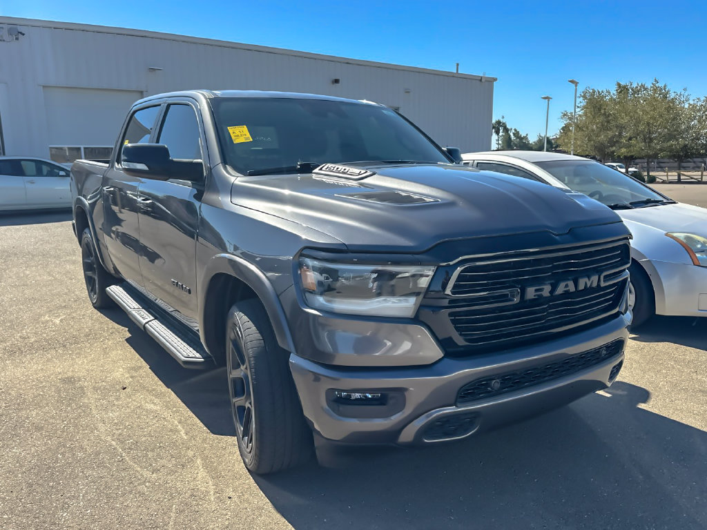 Used 2021 RAM 1500 Laramie AWD/4WD image 1