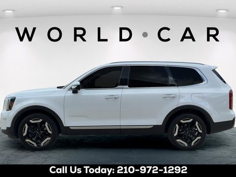 Used 2024 Kia Telluride S w/ S Sunroof Package FWD image 3