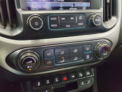 Used 2018 Chevrolet Colorado ZR2 image 21