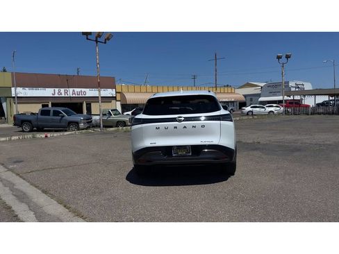Used 2025 Nissan Murano Platinum w/ Cargo Package AWD/4WD image 2