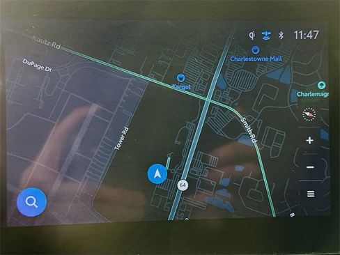 Used 2023 Toyota Highlander XLE image 5