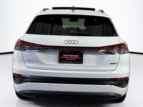 Used 2024 Audi Q4 e-tron Premium Plus image 6