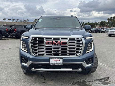 New 2026 GMC Yukon XL Denali image 8