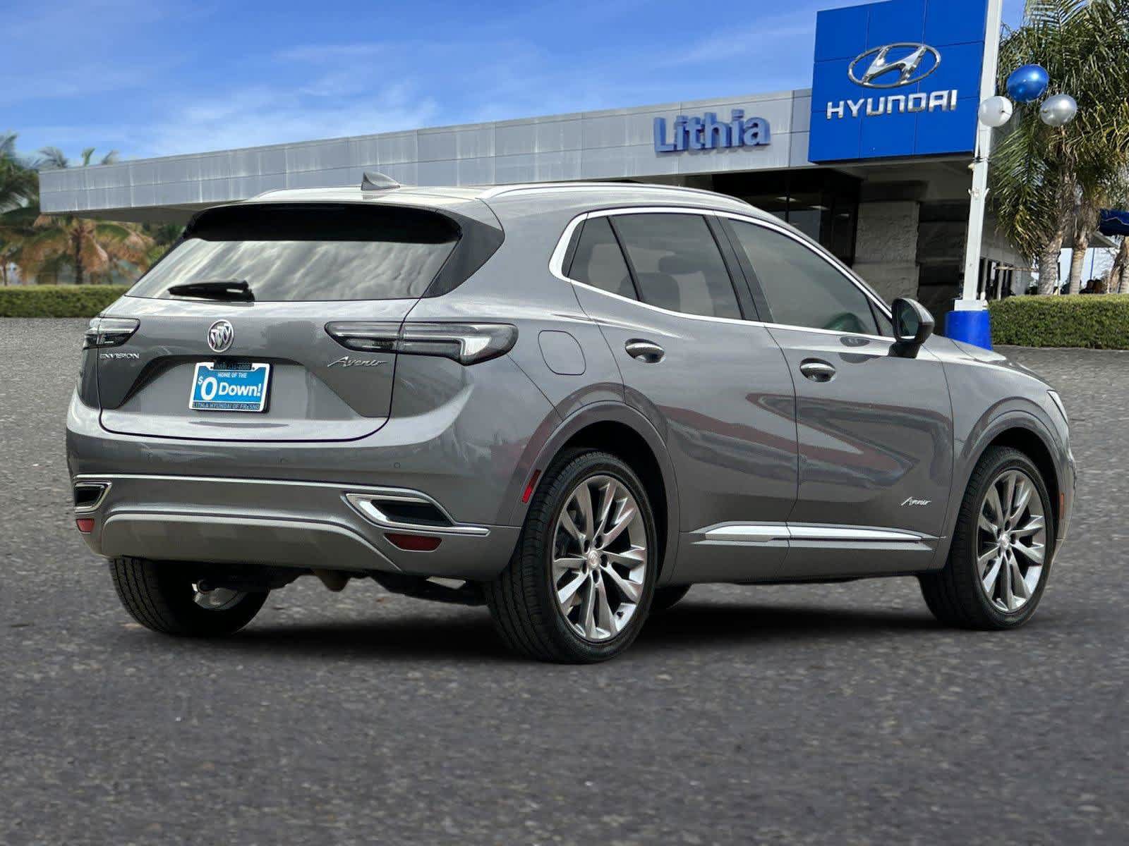 Used 2021 Buick Envision Avenir FWD image 3