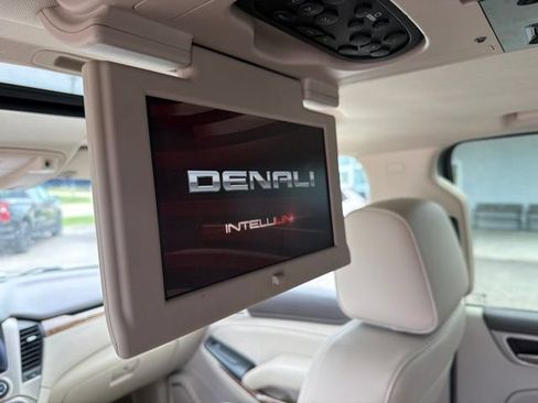 Used 2015 GMC Yukon XL Denali w/ Premium Package AWD/4WD image 71