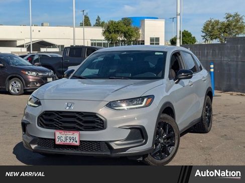 Used 2023 Honda HR-V Sport image 1