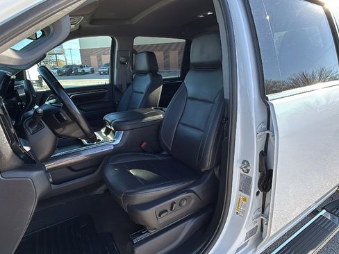 Used 2024 Chevrolet Silverado 2500 LTZ w/ LTZ Plus Package image 12