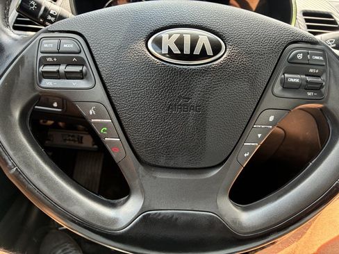 Used 2015 Kia Forte EX w/ Premium Package FWD image 9