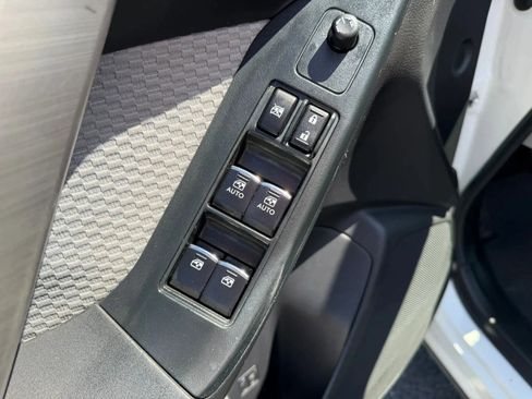 Used 2018 Subaru Forester 2.5i Premium AWD/4WD image 26