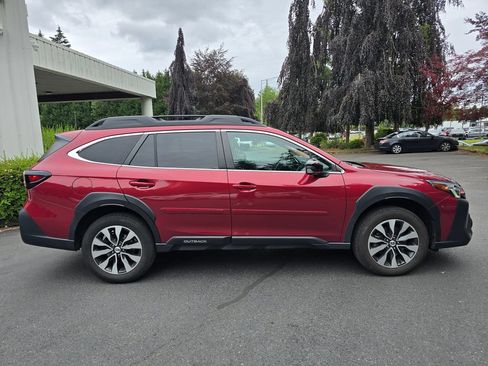 Certified 2023 Subaru Outback Limited AWD/4WD image 3