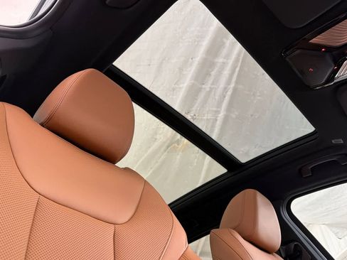 Used 2023 BMW X3 xDrive30i w/ M Sport Package AWD/4WD image 17