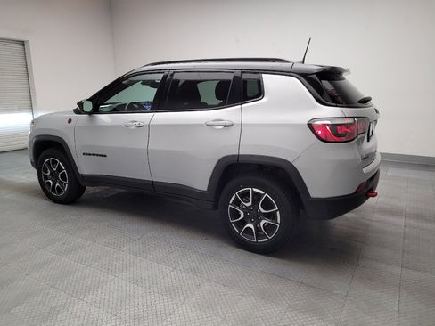 Used 2024 Jeep Compass Trailhawk image 3