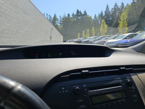 Used 2010 Toyota Prius Five FWD image 26