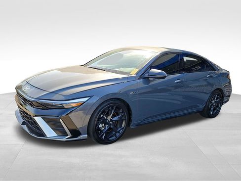 Used 2024 Hyundai Elantra N Line FWD image 3
