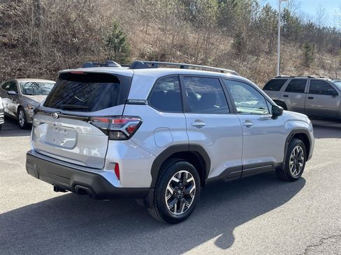 Certified 2025 Subaru Forester Premium w/ Convenience Package #2 image 5